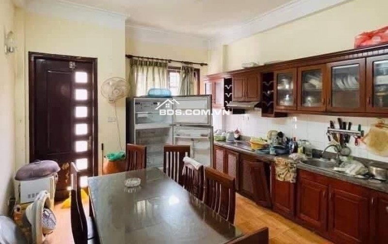 Bán Nhà. Khương Đình . Thanh Xuân 80m x 3T x Mặt tiền 4.3m . Giá 14,5 tỷ